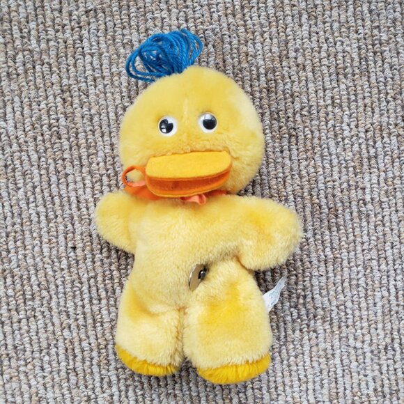 Vintage Musical Wind Up Plush Duck Eden Toys - Picture 1 of 5